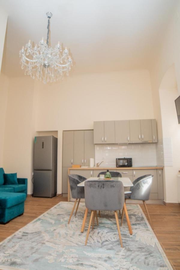 Apartament Luxor Apartment Турда Екстериор снимка