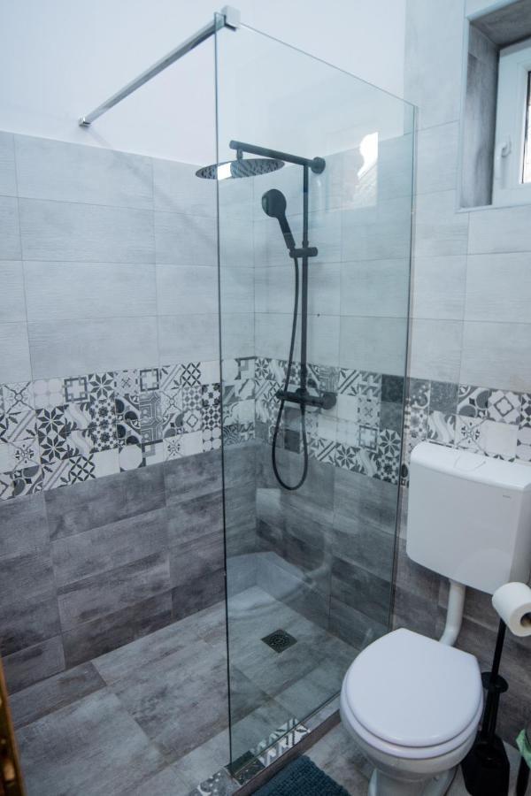 Apartament Luxor Apartment Турда Екстериор снимка